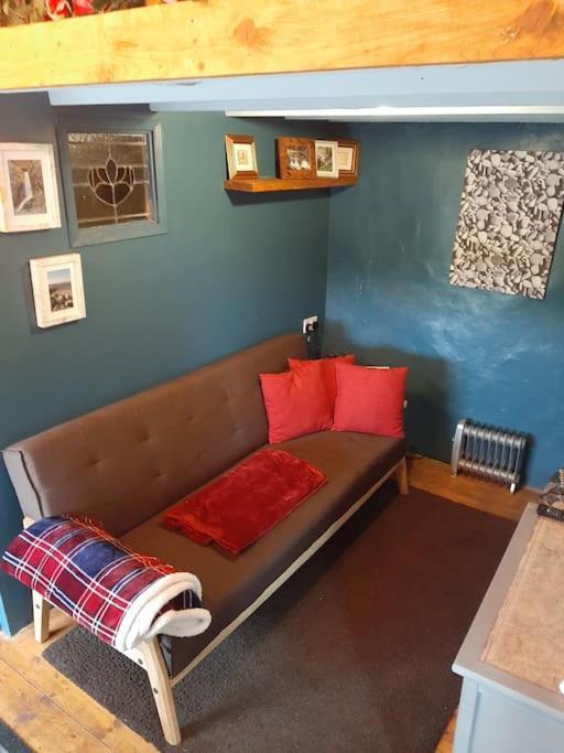 Y Smithy Apartment Llanybyther Exterior foto